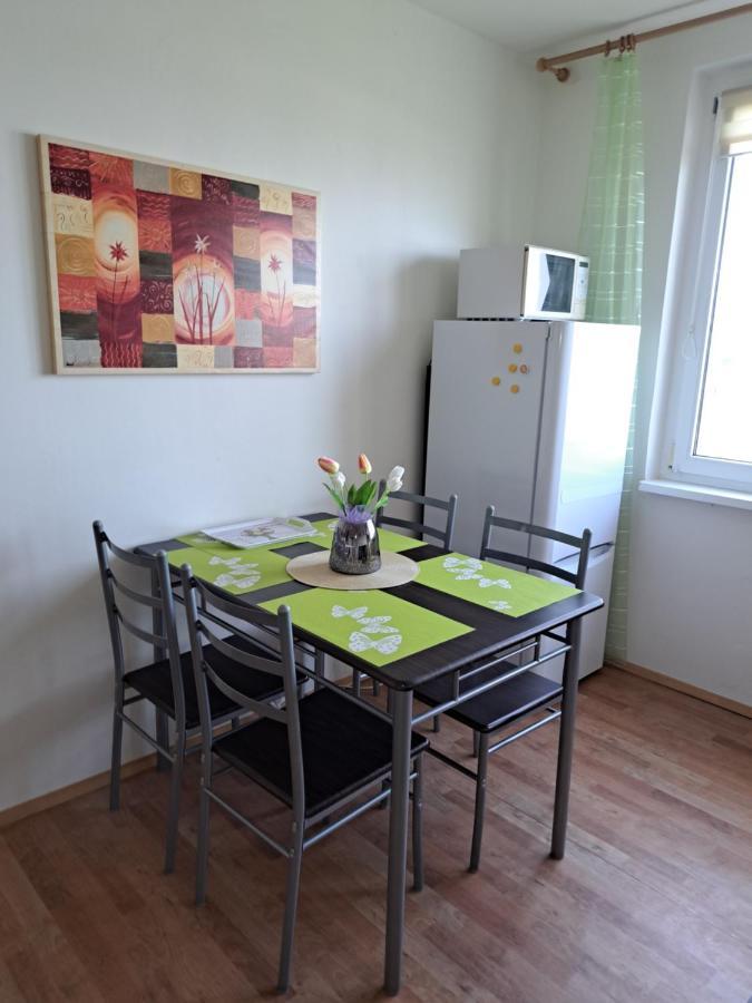 Apartman V Podhuri Krusnych Hor 소콜로브 외부 사진
